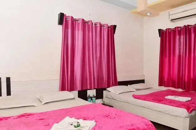 Deluxe Dört Kişilik Oda