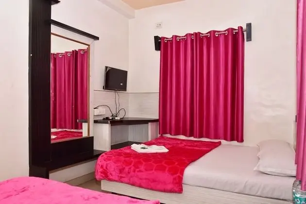 Deluxe Dört Kişilik Oda