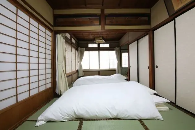 Traditional Oda (Moon)