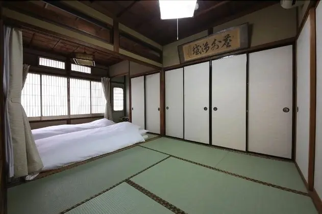 Traditional Oda (Moon)