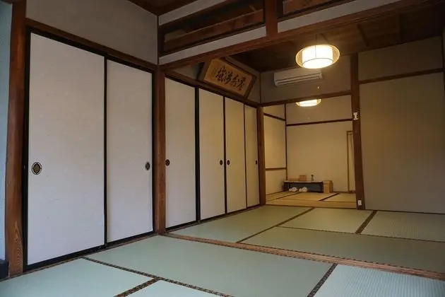 Traditional Oda (Moon)
