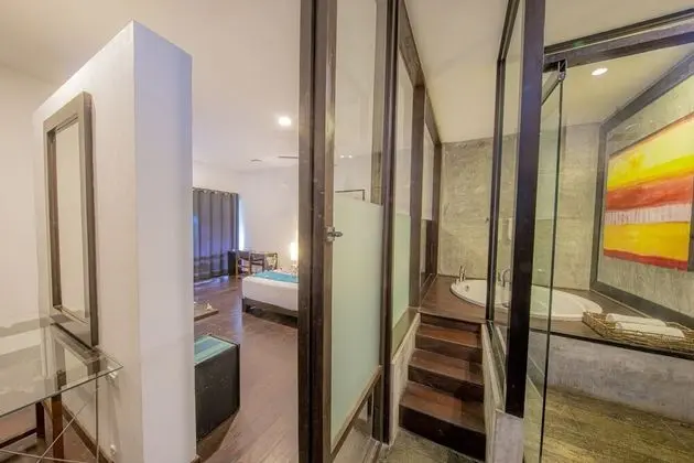 Superior Tek Büyük Yataklı Oda, Balkon, Okyanus Manzaralı