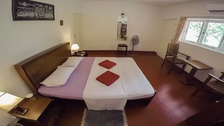 Comfort Tek Büyük Yataklı Oda, 1 Çift Kişilik Yatak, Sigara İçilebilir, Göl Manzaralı