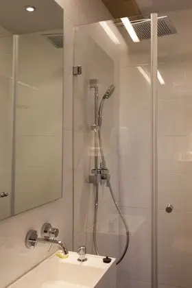 Jacuzzi Deluxe Room with Balcony