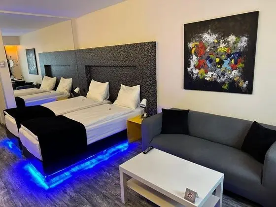 Standart Oda, Şehir Manzaralı