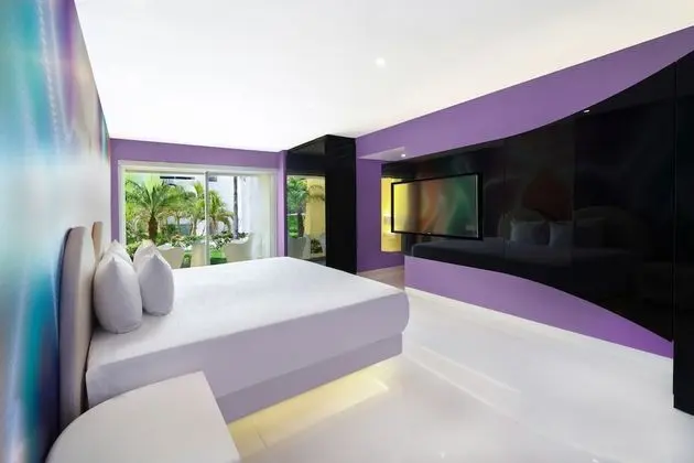 Trendy Garden View Playful Experience
