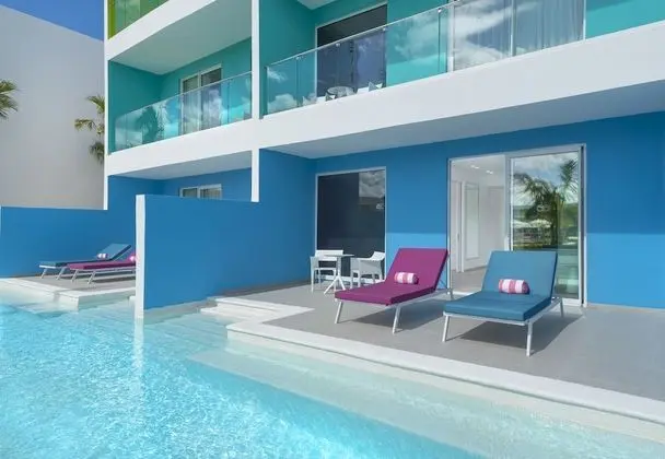 Lure Swim up Tropical View (Opening rate)