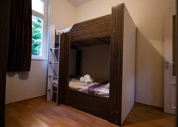 Ortak Ranzalı Oda, Sadece erkekler için (1 Bed in 4 Person Dorm)