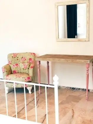 Dört Kişilik Oda, Bahçe Manzaralı