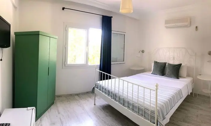 Tek Büyük Yataklı Oda