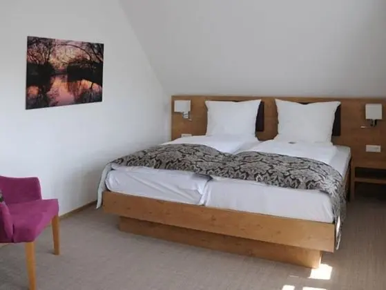 Tek Büyük Yataklı Oda