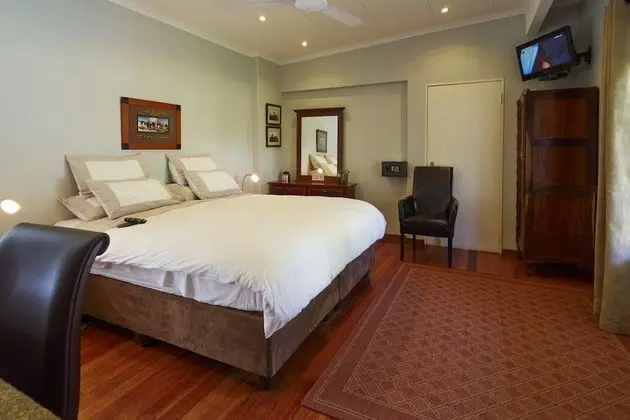 Superior King Room
