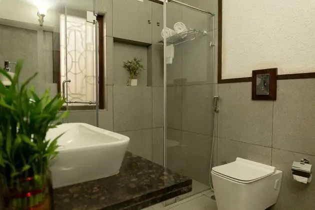 Deluxe Tek Büyük Yataklı Oda, 1 Büyük (Queen) Boy Yatak, Bahçe Manzaralı