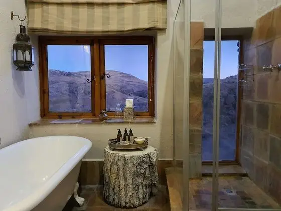 Luxury Tek Büyük Yataklı Oda