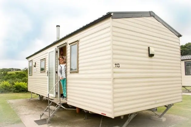 Basic Karavan, 2 Yatak Odası (Sunsaver)
