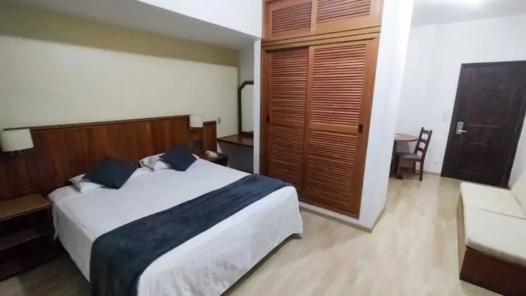 Executive Tek Büyük Yataklı Oda