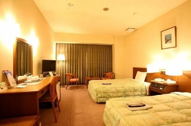 İki Ayrı Yataklı Oda, Sigara İçilebilir