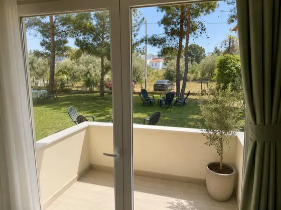Standart Oda - Klimasız, Bahçe Manzaralı, Balkonlu