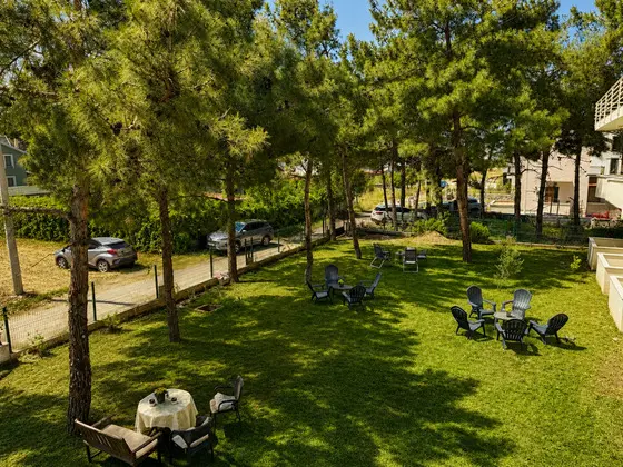 Triple, Deniz veya Kara Manzaralı, Balkonlu