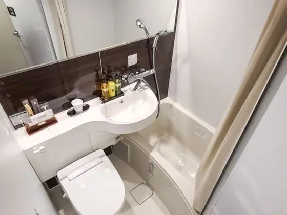 Tek Kişilik Oda, Sigara İçilmez
