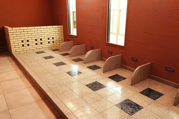 Basic Kulübe, Sadece erkekler için