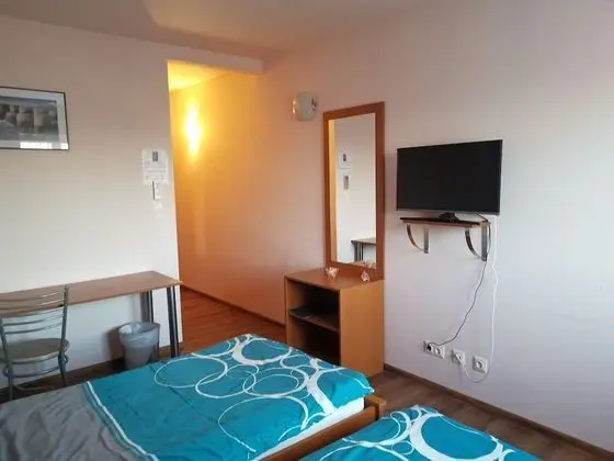 Tek Büyük veya İki Ayrı Yataklı Oda