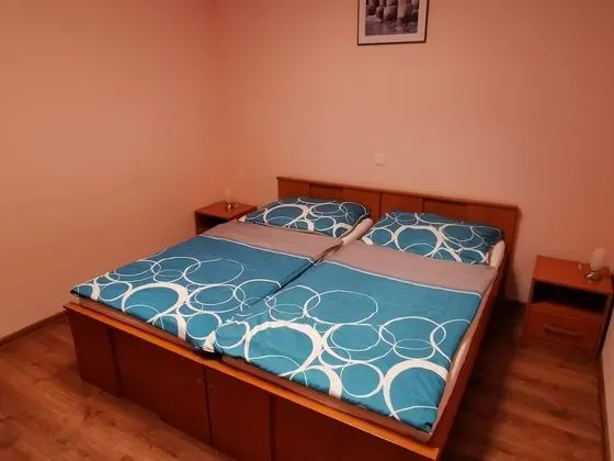 Tek Büyük veya İki Ayrı Yataklı Oda