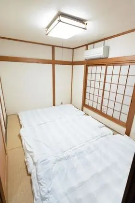 Ev (Private Vacation)