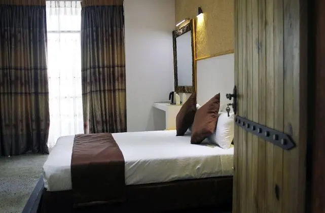 Deluxe Tek Büyük Yataklı Oda, Dağ Manzaralı
