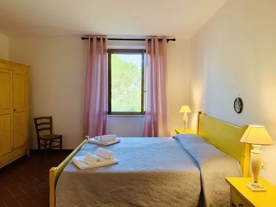 Deluxe Apart Daire, 2 Yatak Odası, Küçük Mutfak, Bahçeli