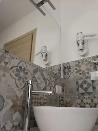 Comfort Tek Büyük veya İki Ayrı Yataklı Oda