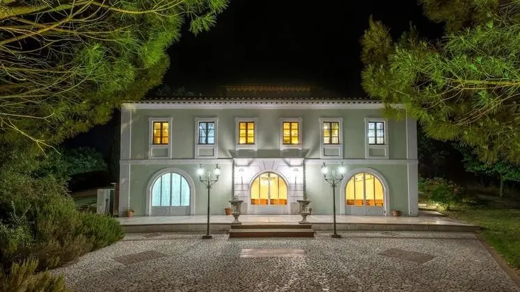 Villa