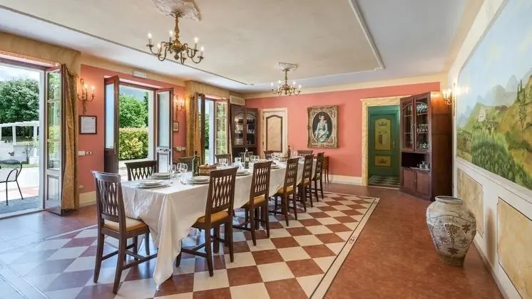 Villa