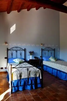 Tek Büyük veya İki Ayrı Yataklı Oda, Teras, Vadi Manzaralı