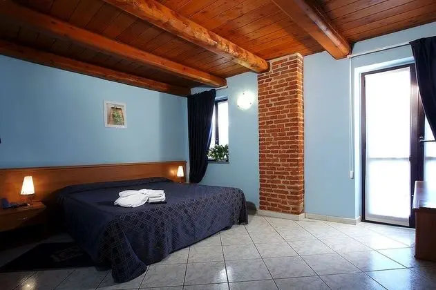 Superior Büyük Yataklı Tek Kişilik Oda