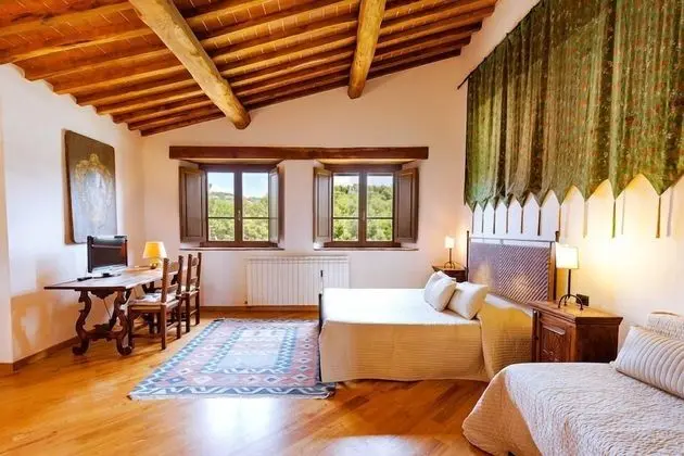 Superior Üç Kişilik Oda (10)