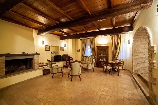 Classic Tek Büyük Yataklı Oda