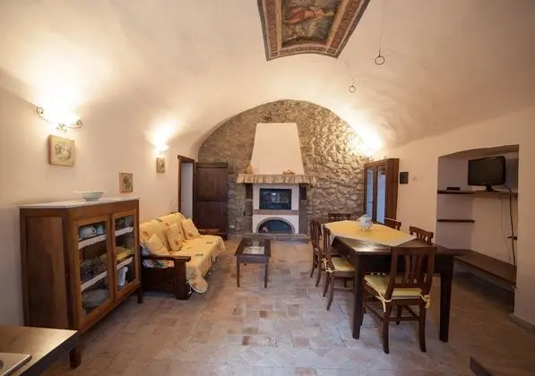 Classic Tek Büyük Yataklı Oda