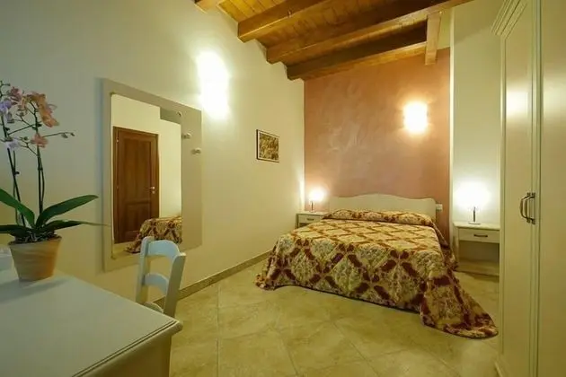 Comfort Tek Büyük Yataklı Oda