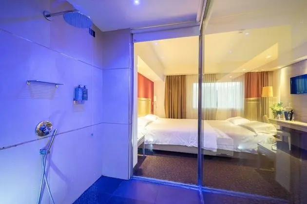 Junior Süit, Bahçe Manzaralı