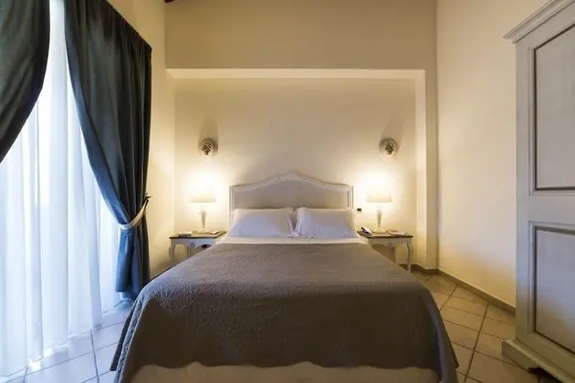 Tek Büyük Yataklı Oda