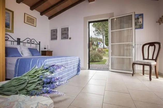 Apart Daire, Havuz Manzaralı