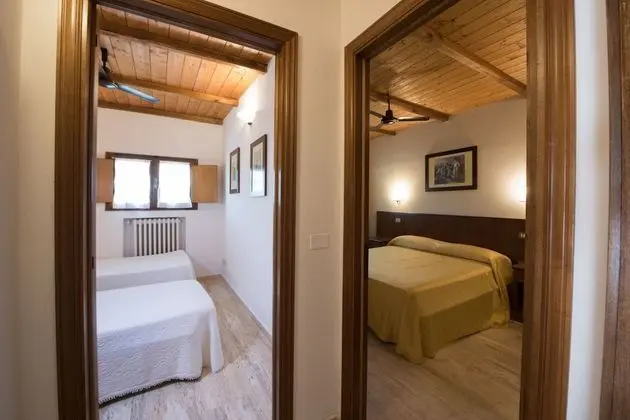 Apart Daire, 2 Yatak Odası, Özel Banyo, Zemin Kat (Villa Dini 104)