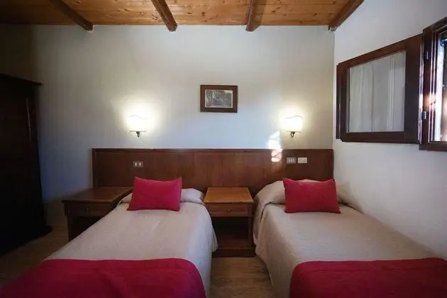 Apart Daire, 2 Yatak Odası, Özel Banyo, Zemin Kat (Villa Dini 105)