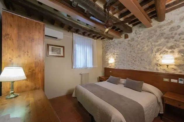 Apart Daire, 2 Yatak Odası, Özel Banyo, Zemin Kat (Villa Dini 105)