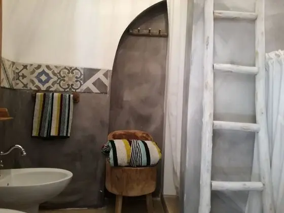 Executive Oda, 1 Büyük (Queen) Boy Yatak, Sigara İçilmez, Bahçe Manzaralı