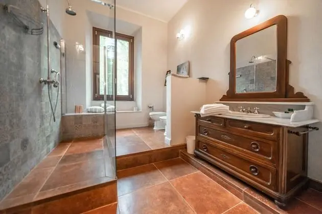 Romantic Tek Büyük Yataklı Oda, 1 Büyük (Queen) Boy Yatak, Havuz Kullanımı, Executive Katı