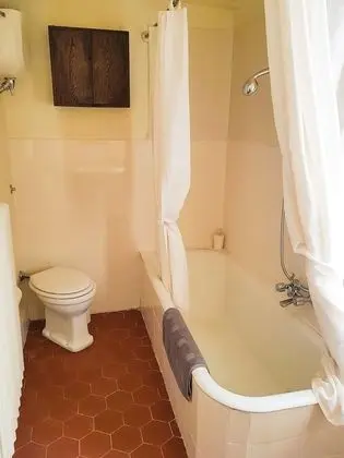 Standard Tek Büyük veya İki Ayrı Yataklı Oda, Özel Banyo (External) (Villa 4)