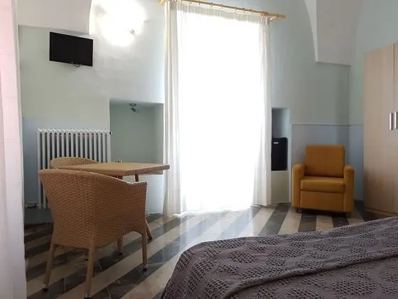 Tek Büyük Yataklı Oda