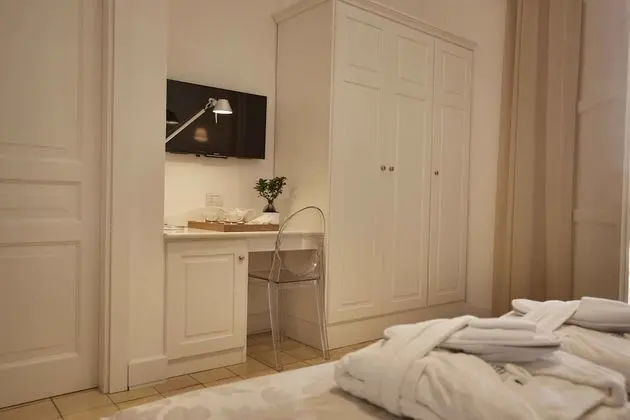 Standard Tek Büyük veya İki Ayrı Yataklı Oda, Bahçe Manzaralı